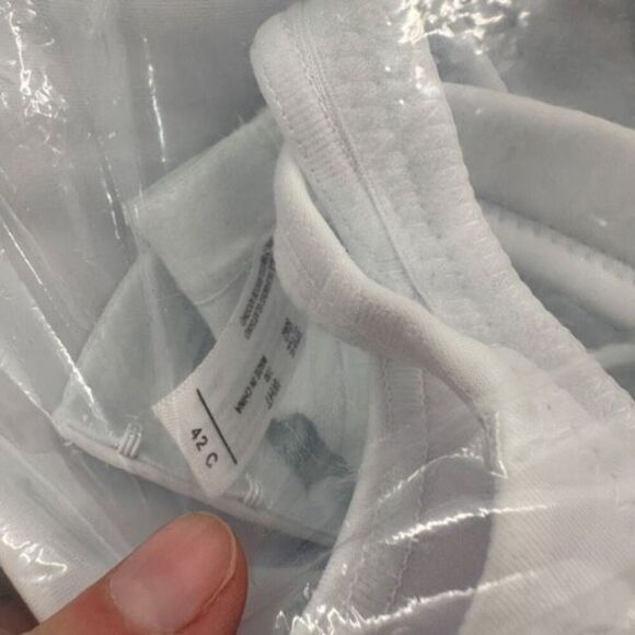 NWOT Leading Lady Brigette Seamless Underwire T-shirt Bra 1259 Size 42C white - Picture 6 of 6